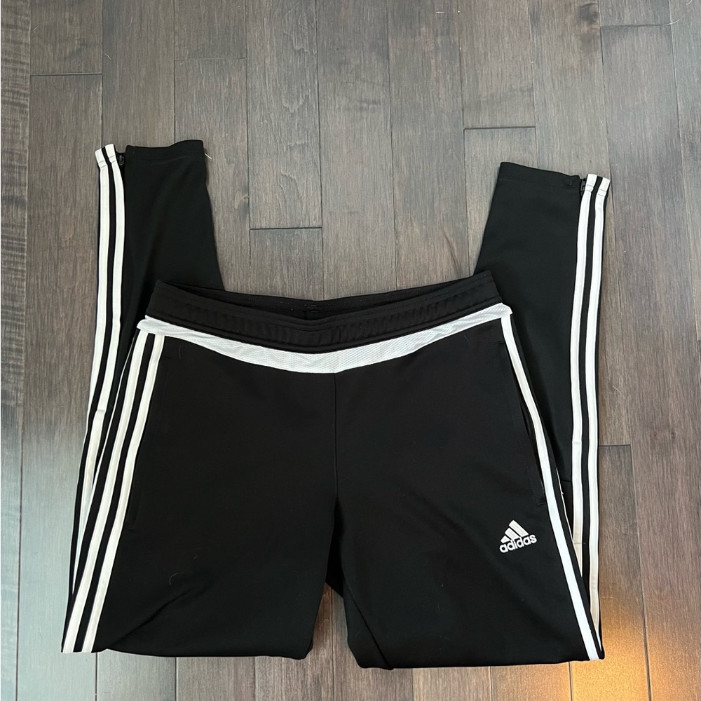 Adidas joggers